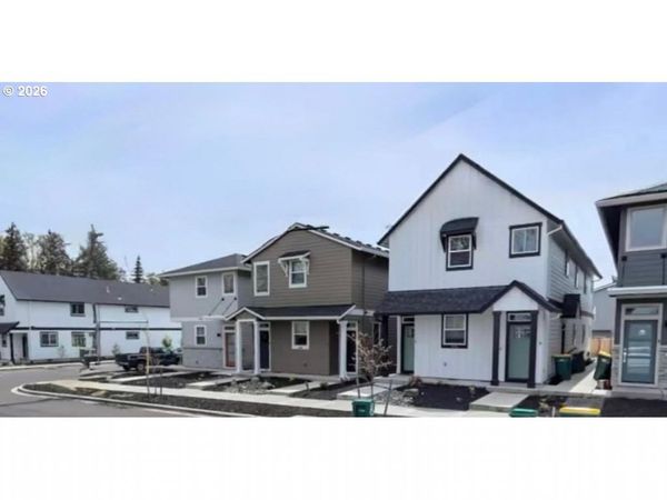 1342 PACIFIC AVE, Forest Grove, OR 97116