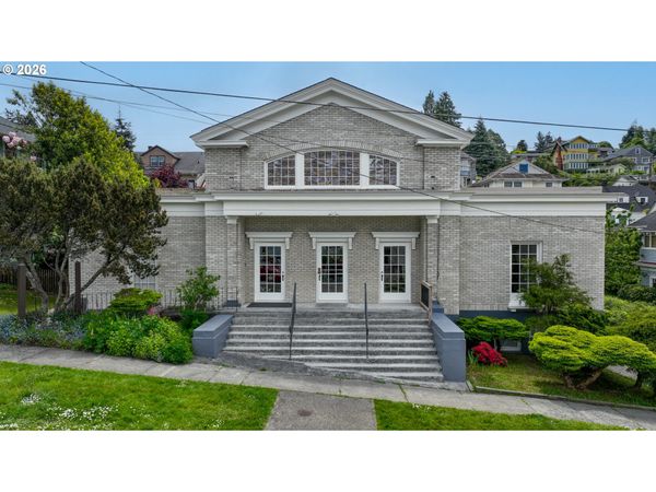1151 HARRISON AVE, Astoria, OR 97103