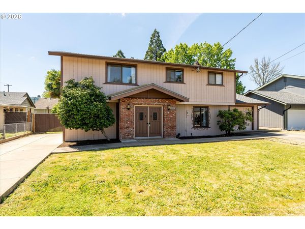 1537 NW RACHEL AVE, Roseburg, OR 97471