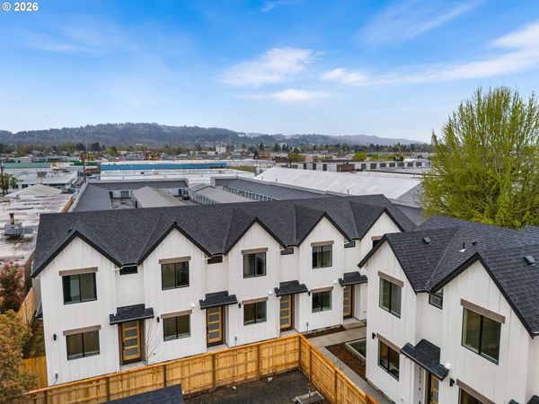 5185 SE 28th AVE, Unit 9, Portland, OR 97202