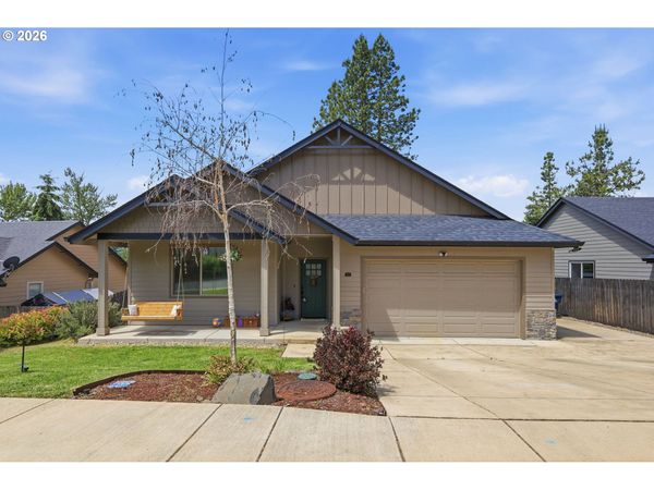 425 N HYLAND LN, Lowell, OR 97452
