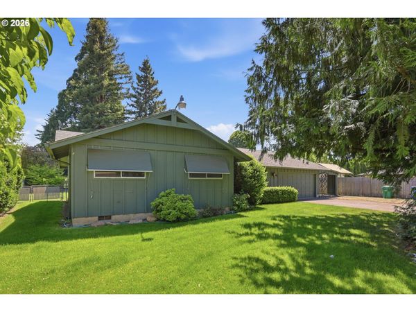 2995 CAMROSE ST, Eugene, OR 97404