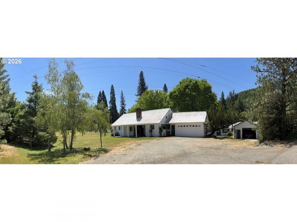 3070 RANCHERO RD, Glendale, OR 97442