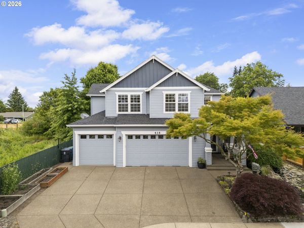 535 MAPLE ST, Mt. Angel, OR 97362