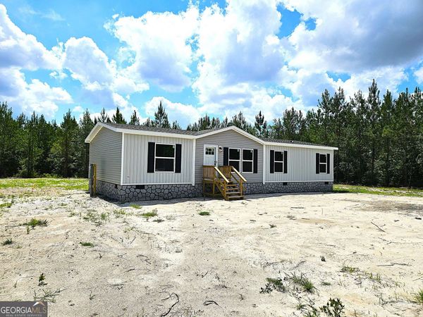 1000 Boots Harrison Road, Hortense, GA 31543