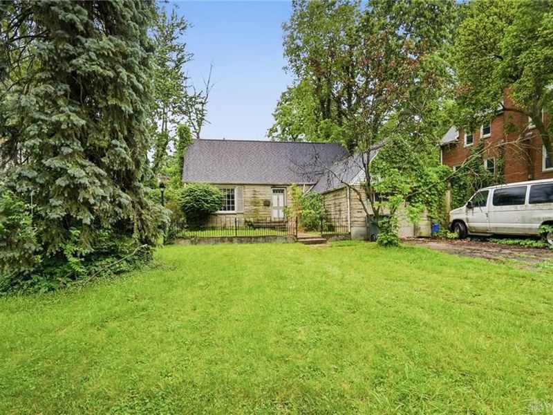 308 W Hudson Avenue, Dayton, OH 45406 Photo 2