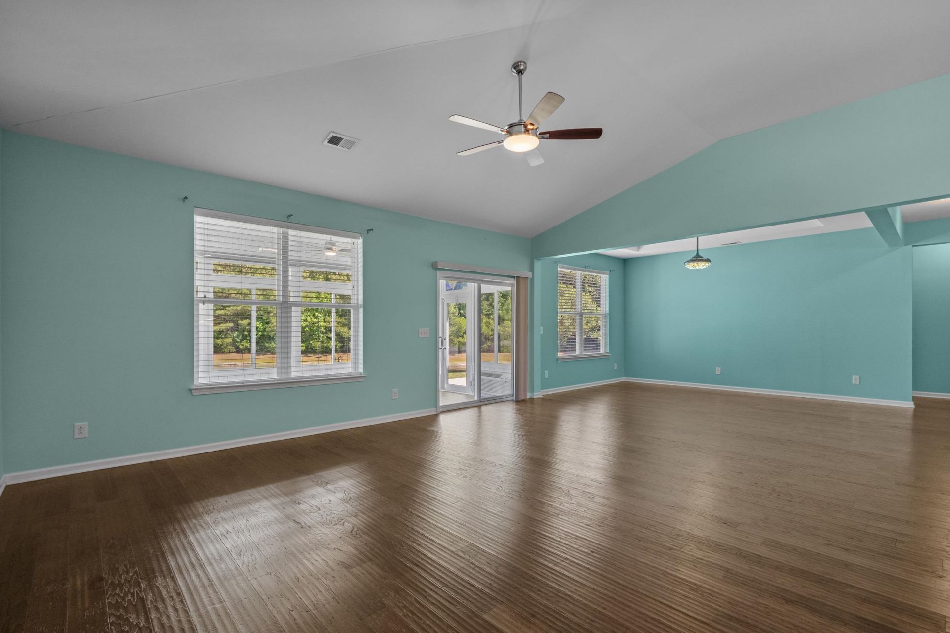 840 Lafayette Park Dr.  Photo 12