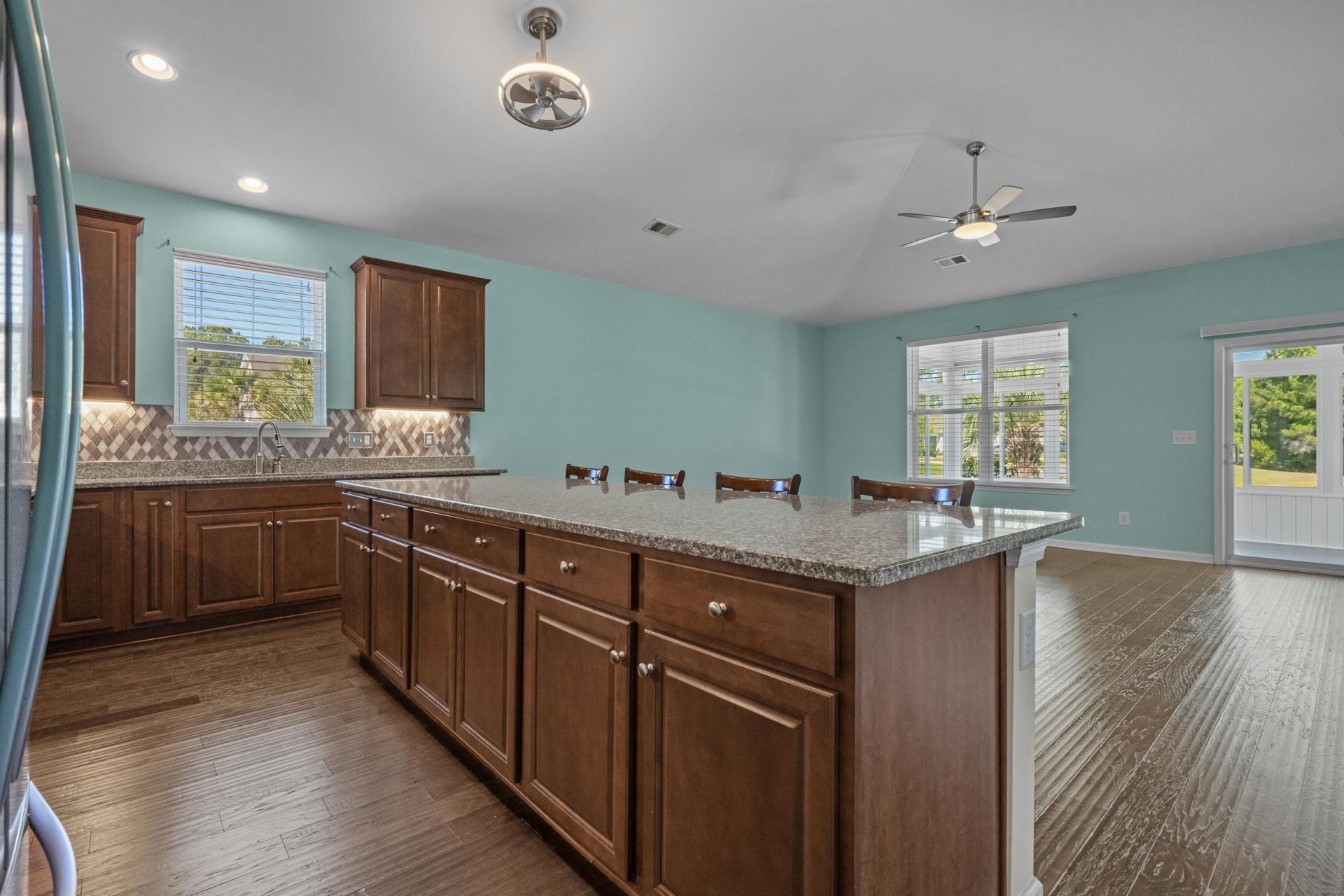 840 Lafayette Park Dr.  Photo 15