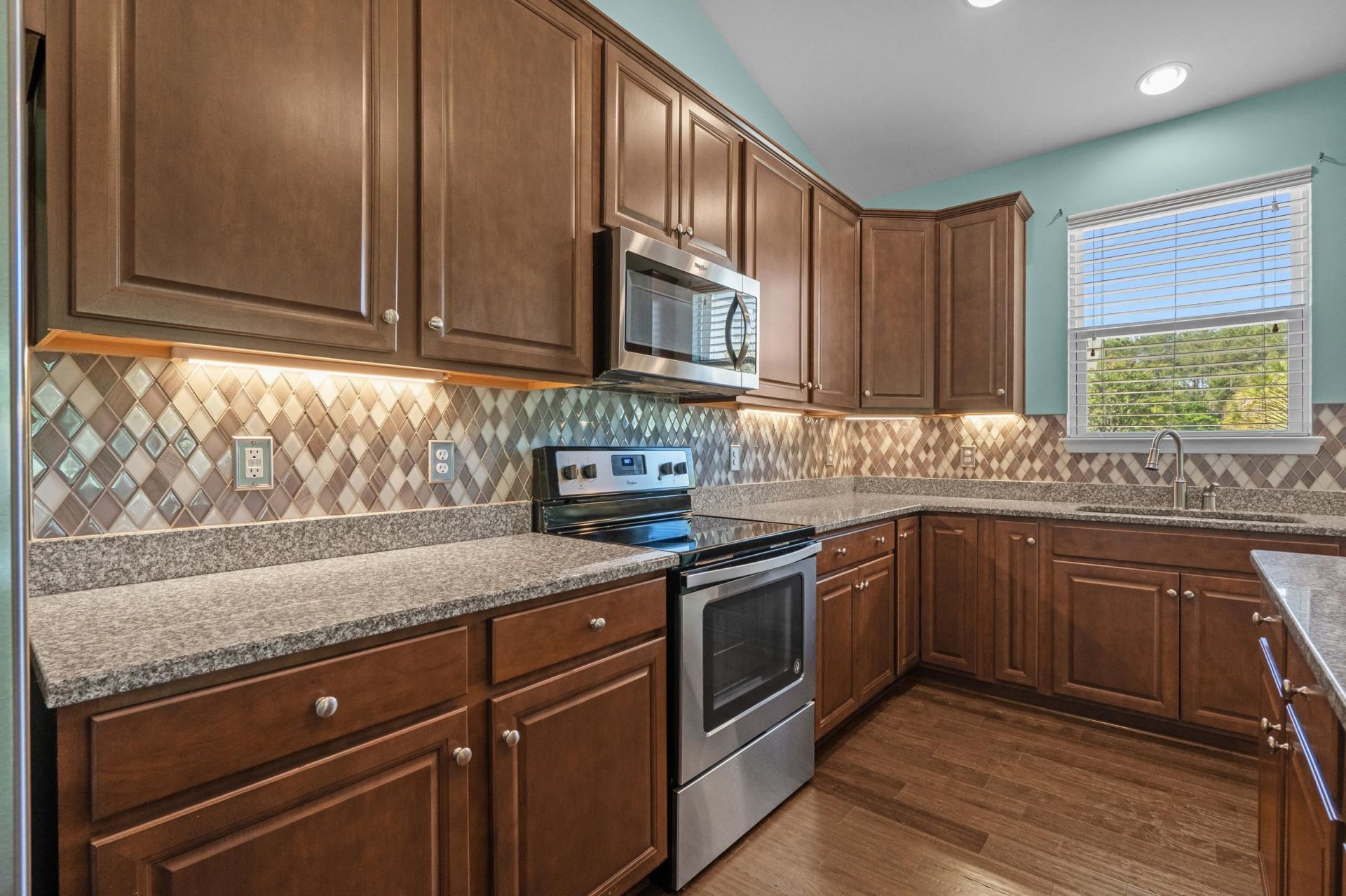 840 Lafayette Park Dr.  Photo 17