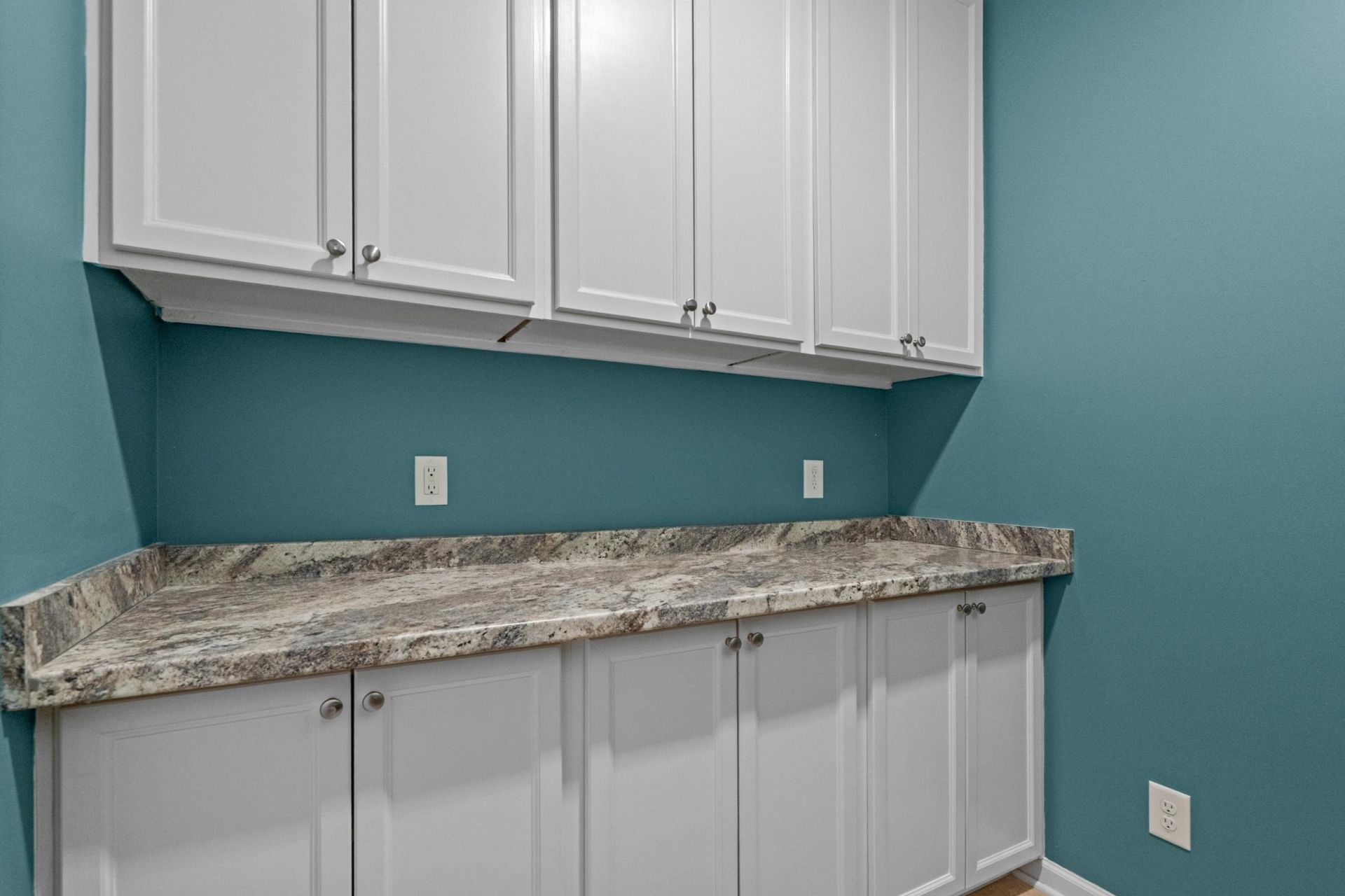 840 Lafayette Park Dr.  Photo 32