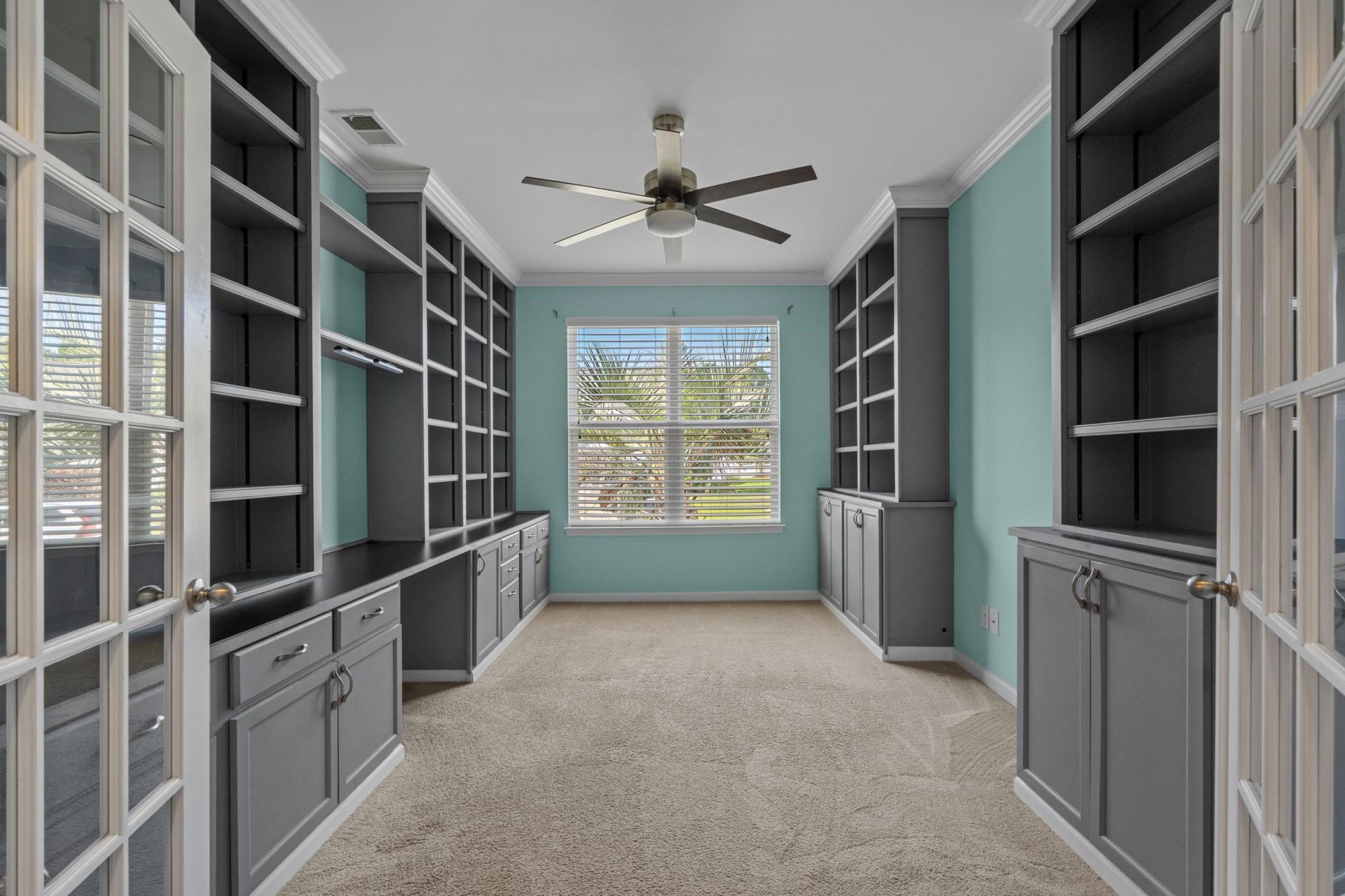 840 Lafayette Park Dr.  Photo 4
