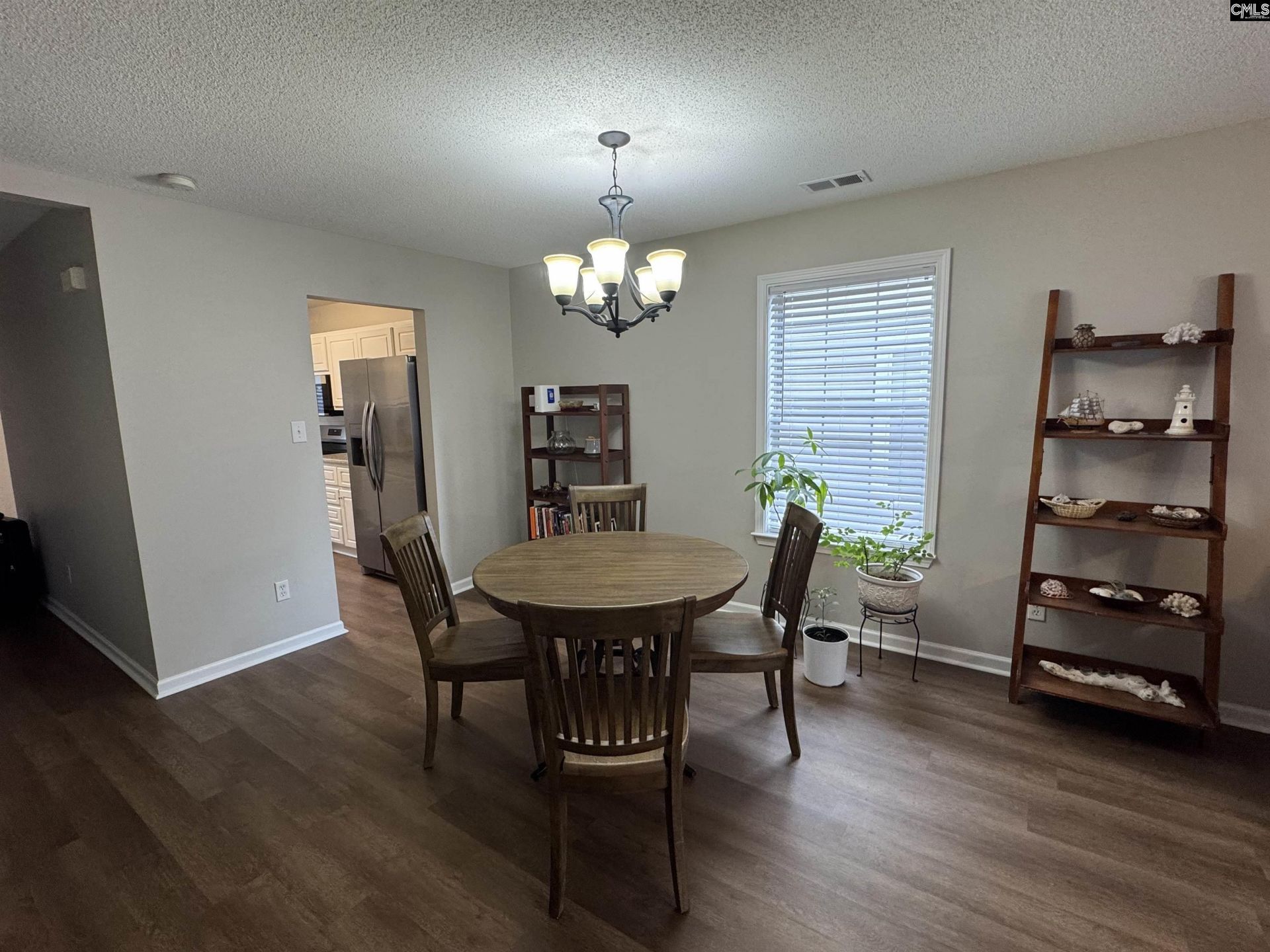 8 Hampton Oaks Place  Photo 5