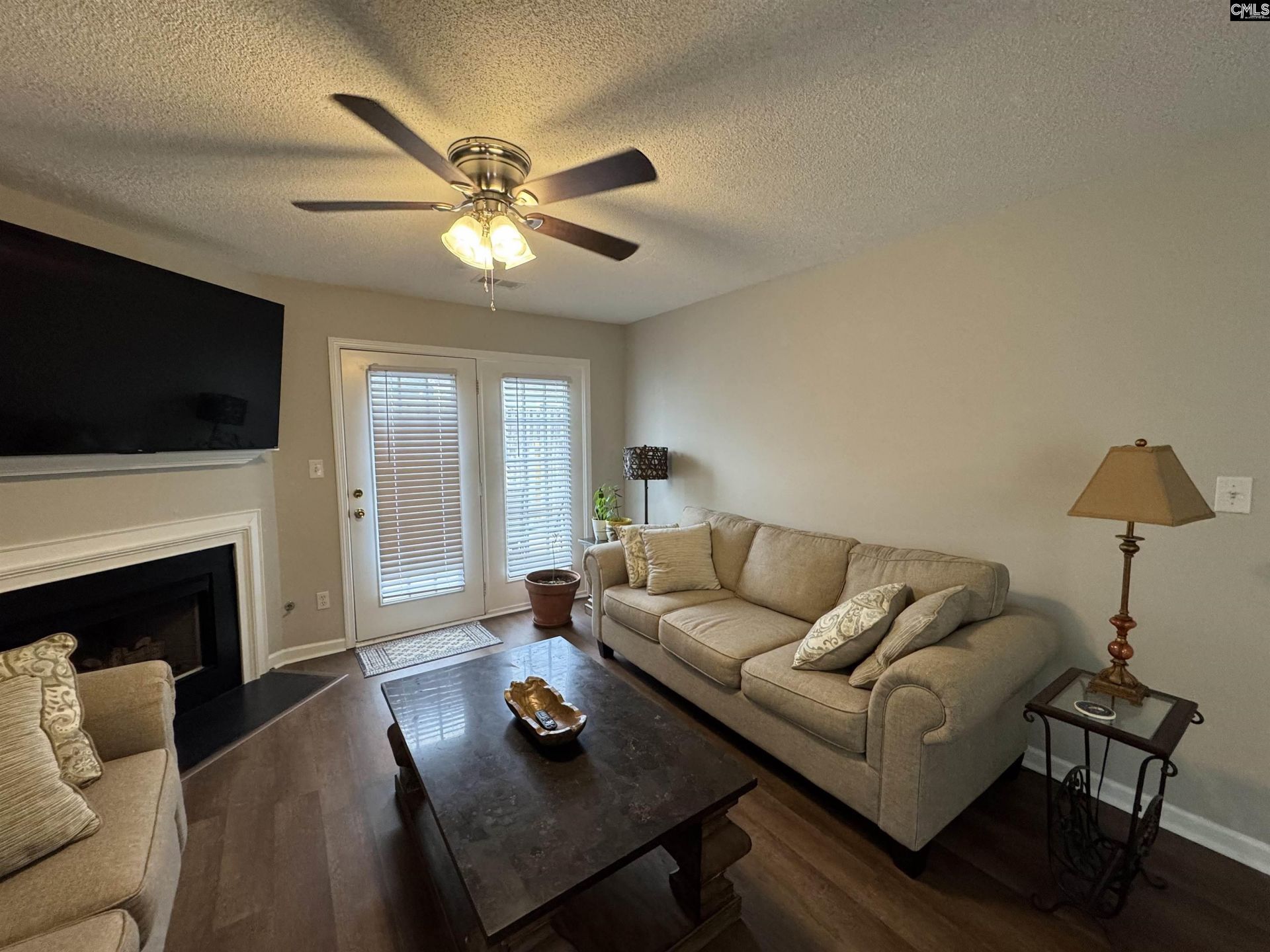 8 Hampton Oaks Place  Photo 6