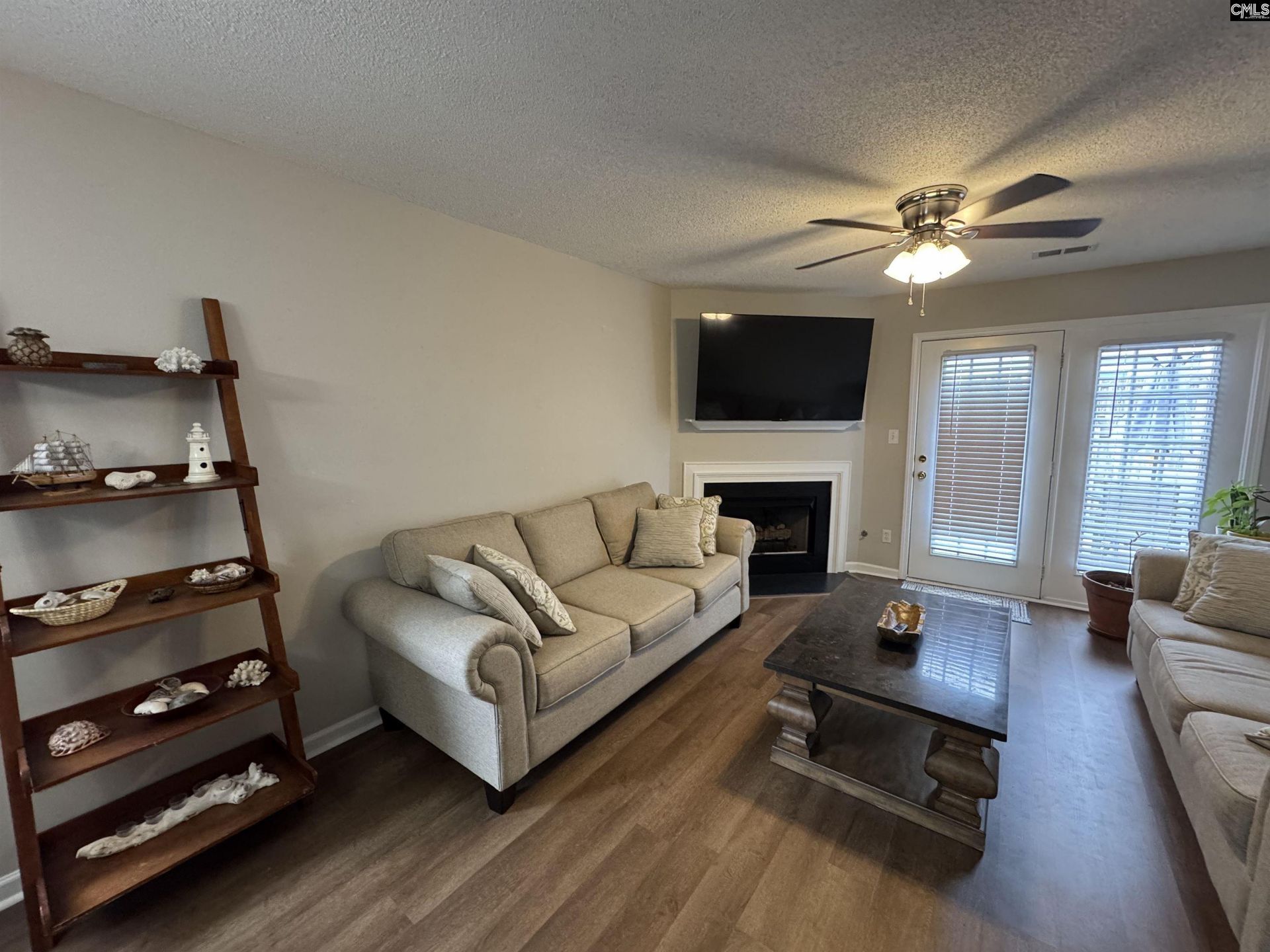 8 Hampton Oaks Place  Photo 7