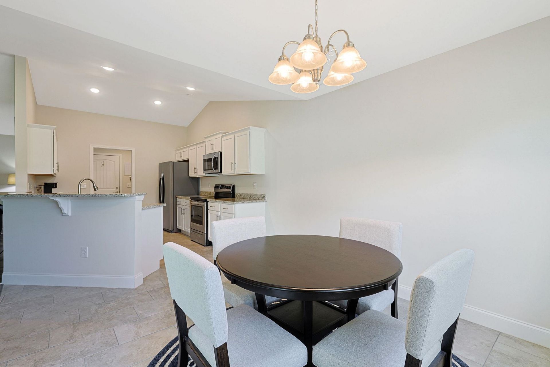 112 Ringding Dr.  Photo 11