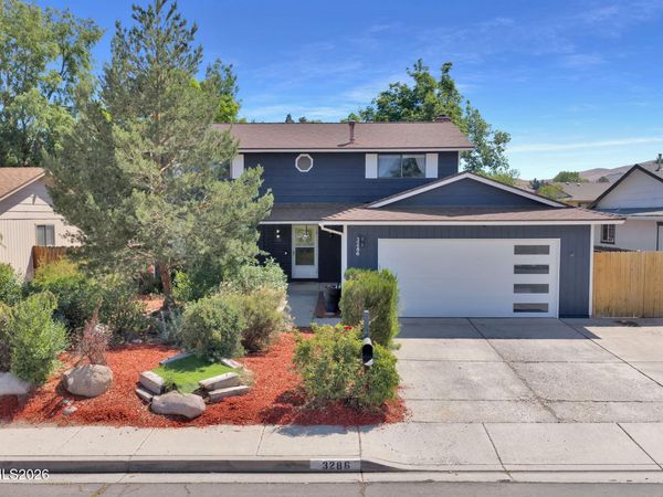 3286 Montezuma Way, Sparks, NV 89434