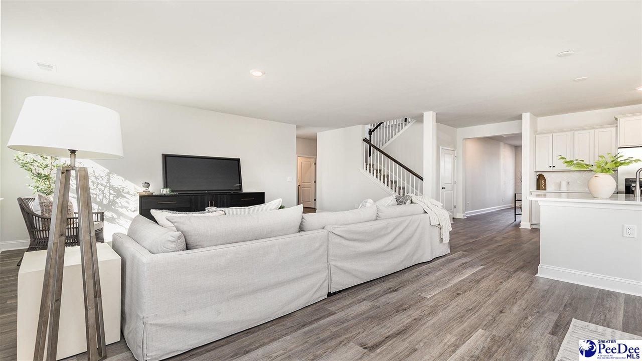 2899 Fish Hawk Lane Photo 4