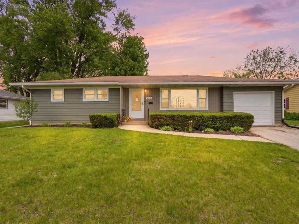 2009 Portage Road, Madison, WI 53704