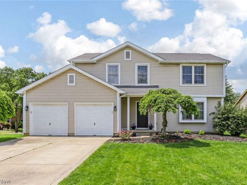 391 Burns Drive N, Westerville, OH 43082 Photo 2
