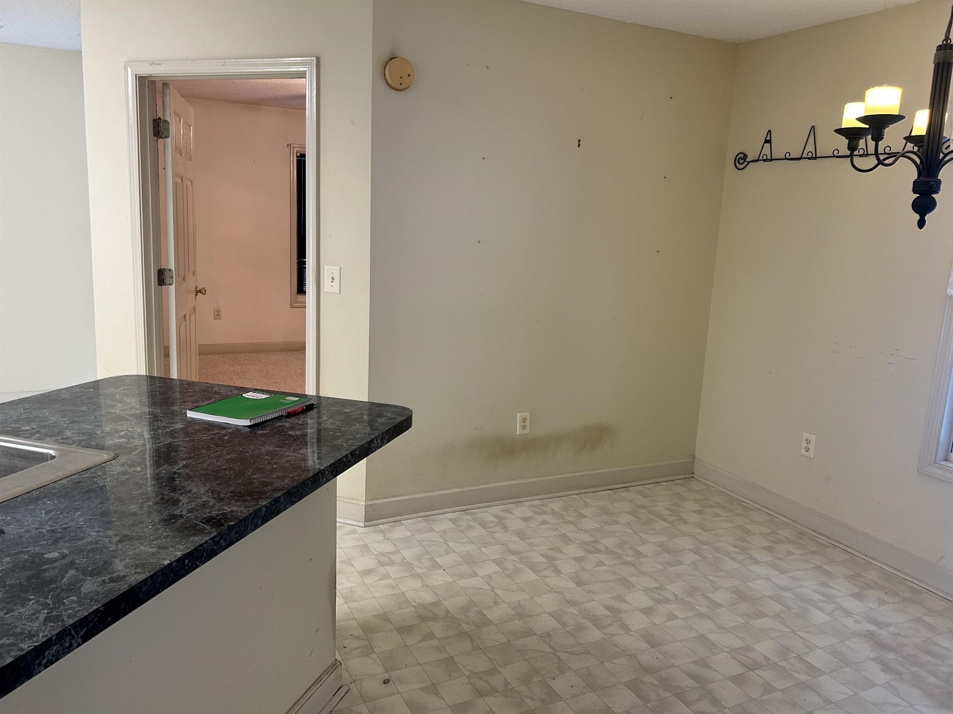 136 Ashworth Dr. Photo 11