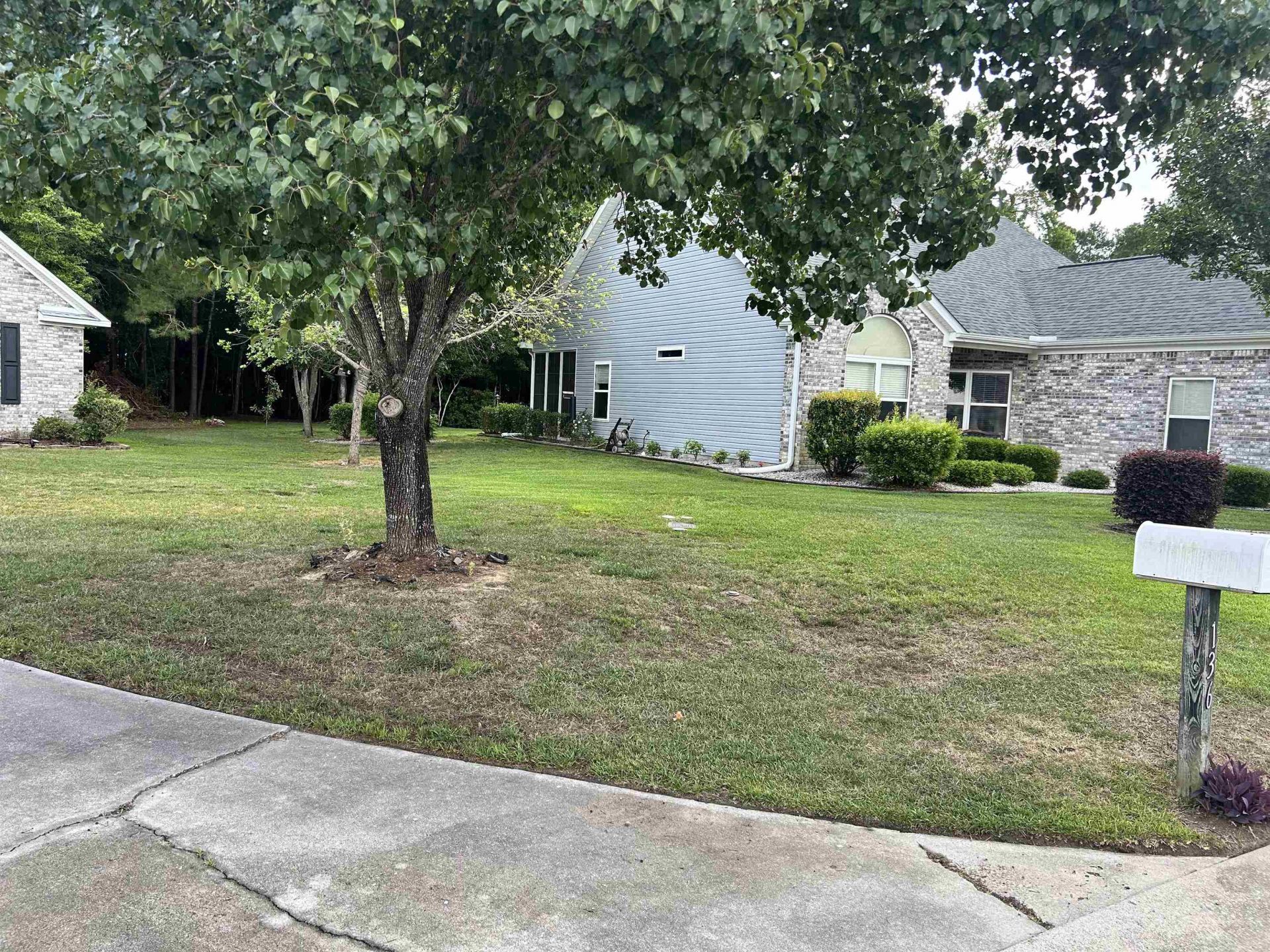 136 Ashworth Dr. Photo 23