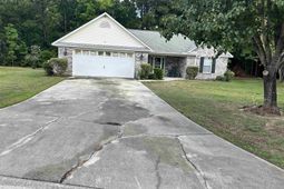 136 Ashworth Dr. photo 4
