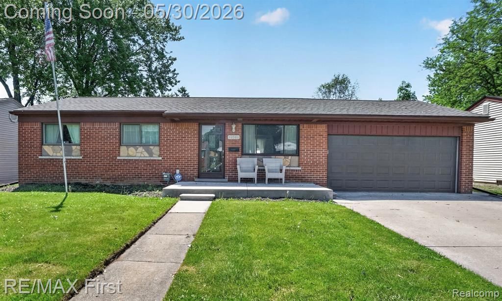 12582 Bender Drive, Sterling Heights, MI 48313 Main Photo