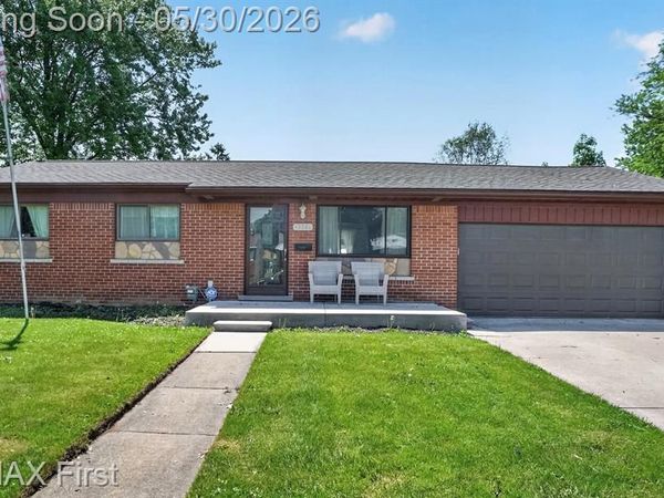 12582 Bender Drive, Sterling Heights, MI 48313