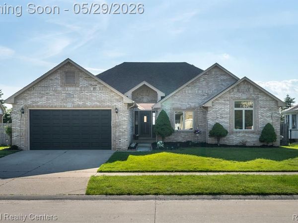50847 Commons Drive, Macomb Twp, MI 48042