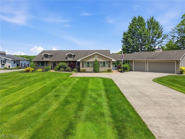 806 Rome Rock Creek Road, Roaming Shores, OH 44085