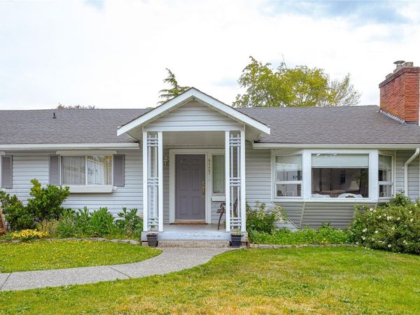 4127 Birtles Ave , Saanich, BC V8Z 3Z3