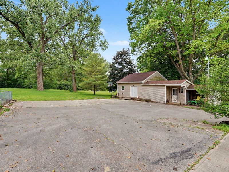 2591 Old Springfield Road, Springfield, OH 45502 Photo 35