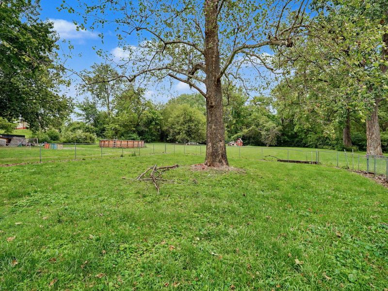 2591 Old Springfield Road, Springfield, OH 45502 Photo 41