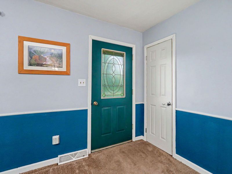 2591 Old Springfield Road, Springfield, OH 45502 Photo 6