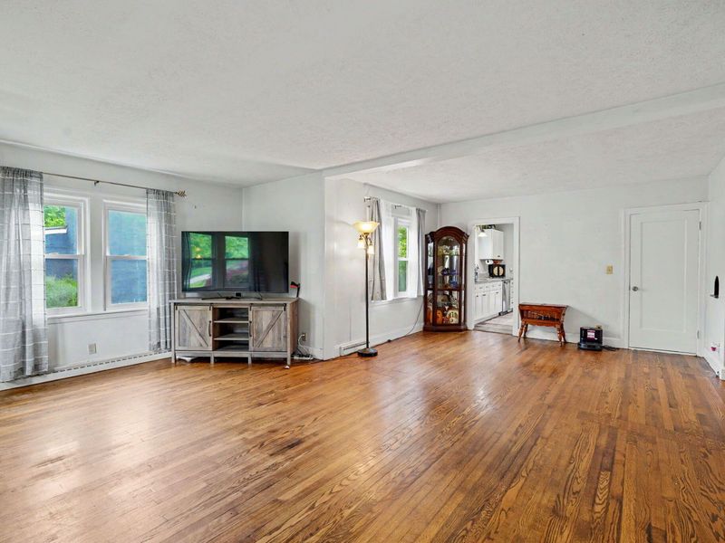 115 W Possum Road, Springfield, OH 45506 Photo 8