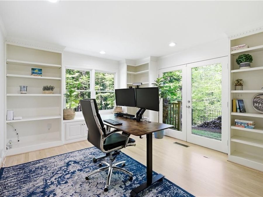 Property Image 11
