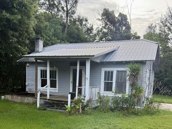 16567 SW Gaskin Street , Blountstown, FL 32424