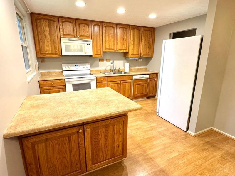 2922 Windsong Drive, Cincinnati, OH 45251 Photo 11