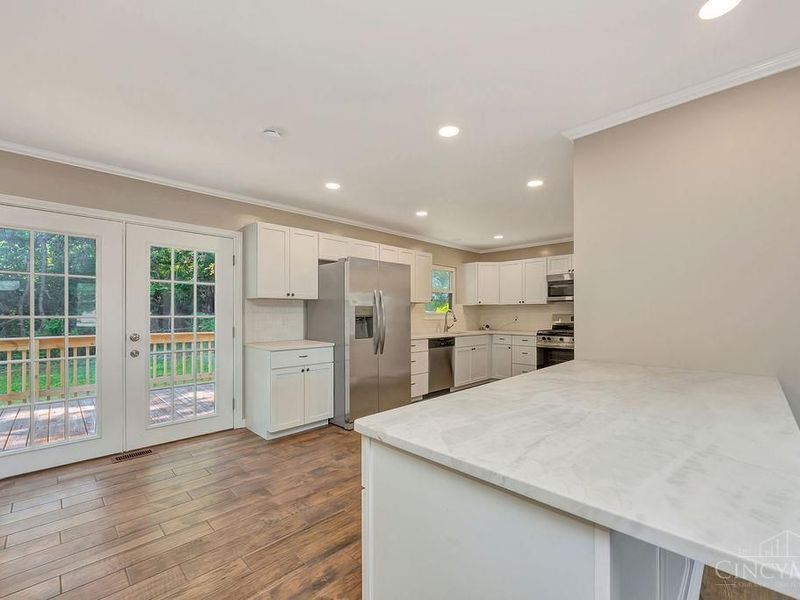 2713 John Gray Road, Cincinnati, OH 45231 Photo 9
