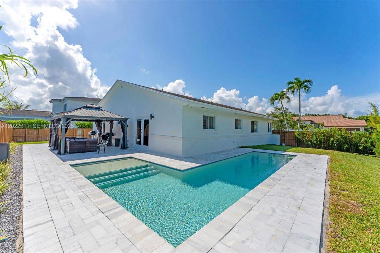 7840 SW 197th Ter, Cutler Bay, FL 33189 Photo