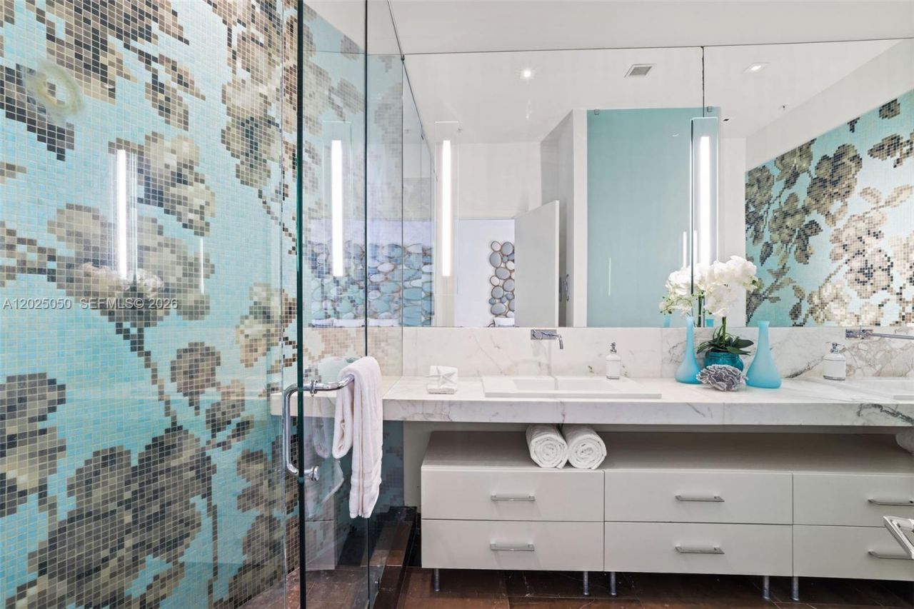 2001 Meridian Ave, Unit 101, Miami Beach, FL 33139 Photo