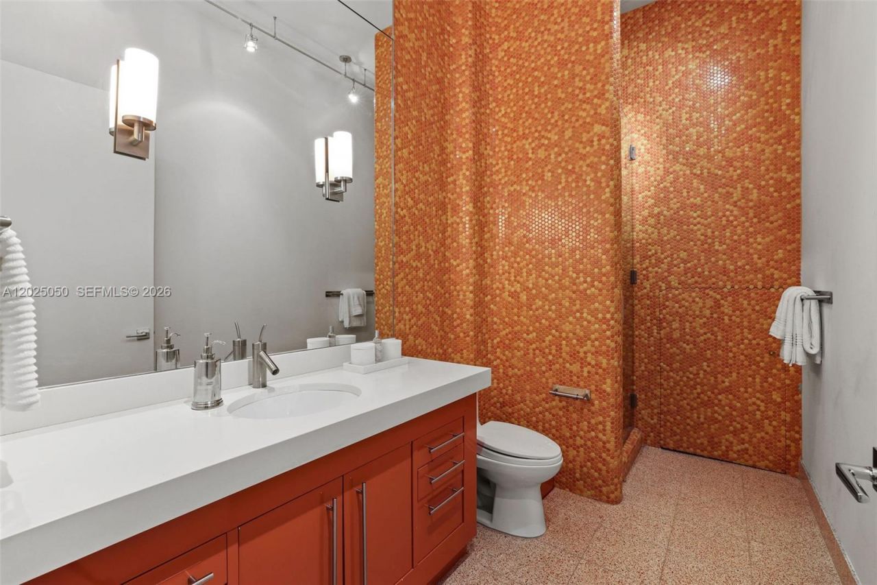 2001 Meridian Ave, Unit 101, Miami Beach, FL 33139 Photo