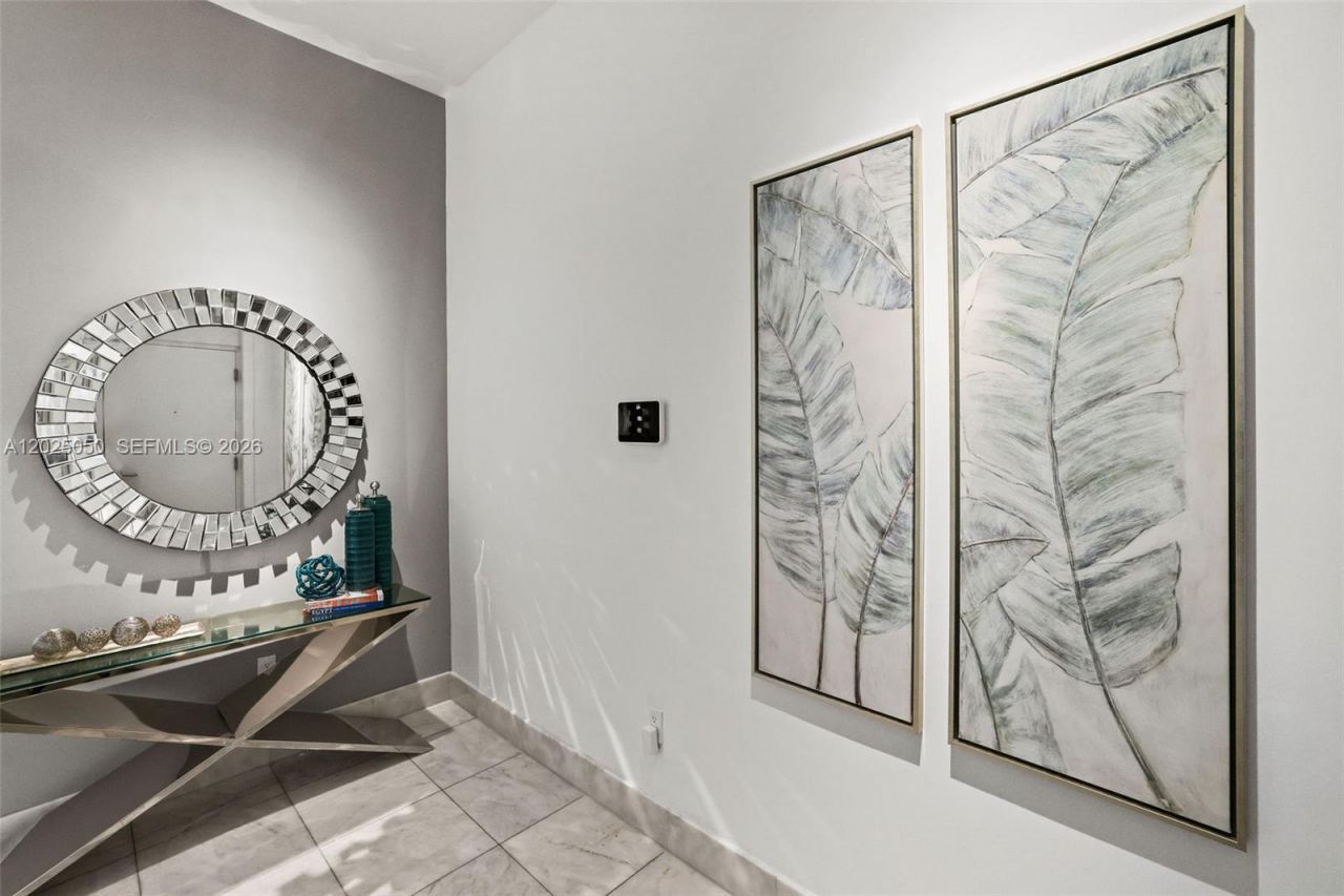 2001 Meridian Ave, Unit 101, Miami Beach, FL 33139 Photo
