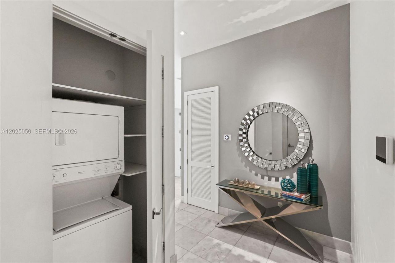 2001 Meridian Ave, Unit 101, Miami Beach, FL 33139 Photo