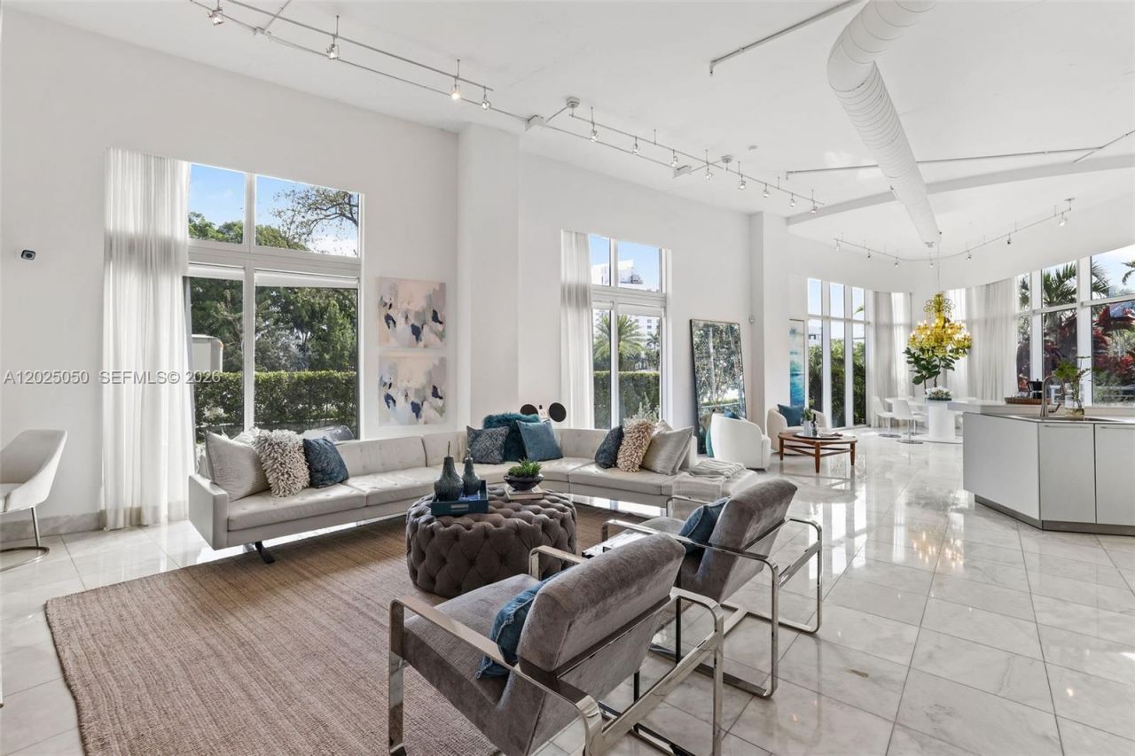 2001 Meridian Ave, Unit 101, Miami Beach, FL 33139 Photo