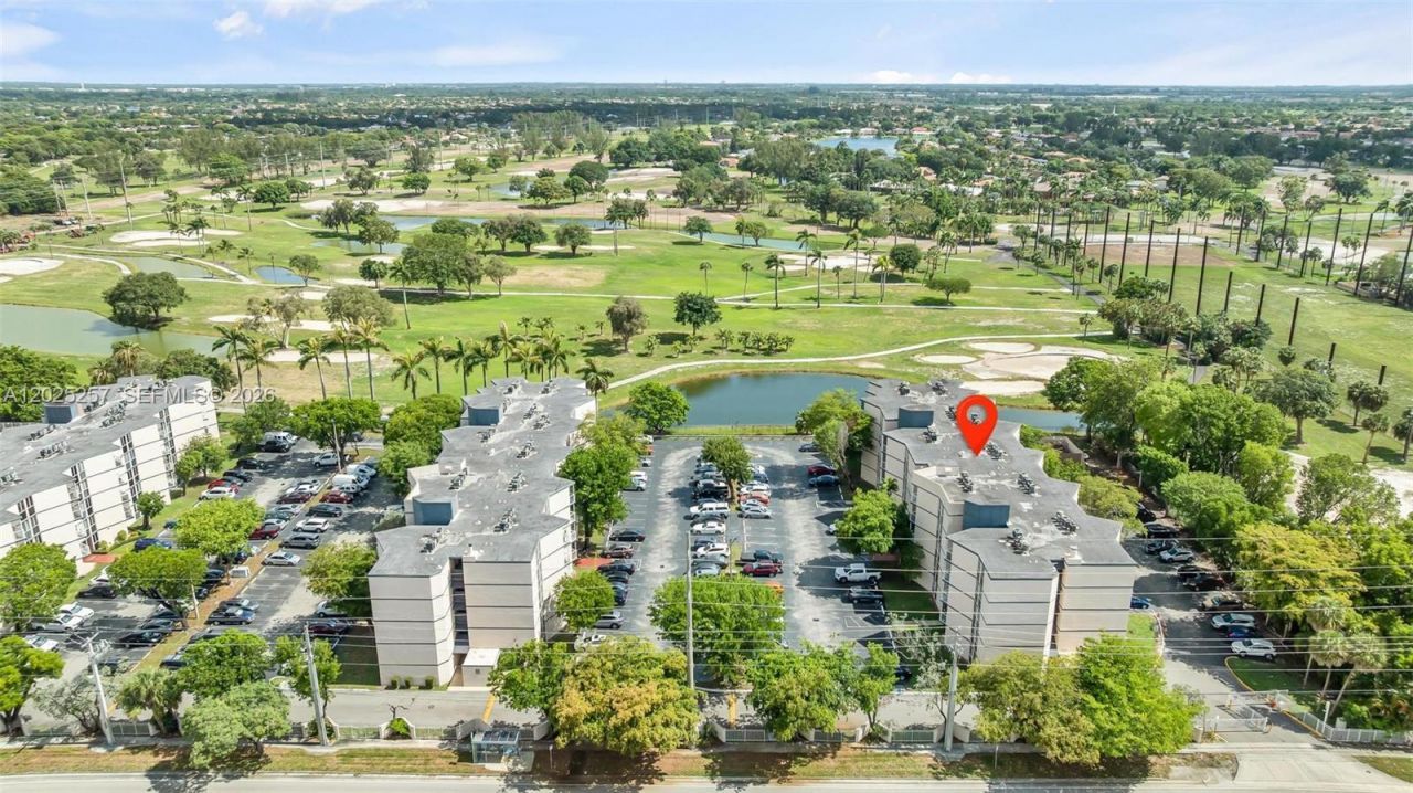 6955 NW 186th St , Unit F102, Hialeah, FL 33015 Photo