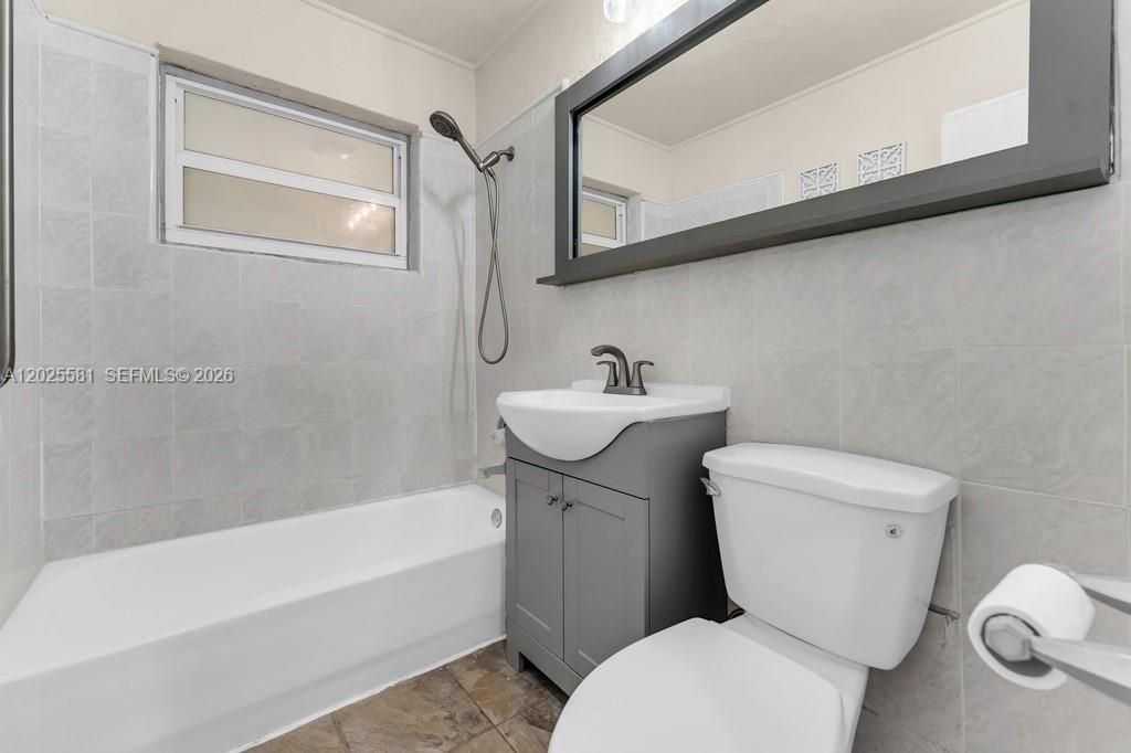 1210 S 24th Ter, Hollywood, FL 33020 Photo