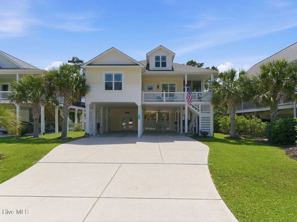 206 NE 61st Street, Oak Island, NC 28465