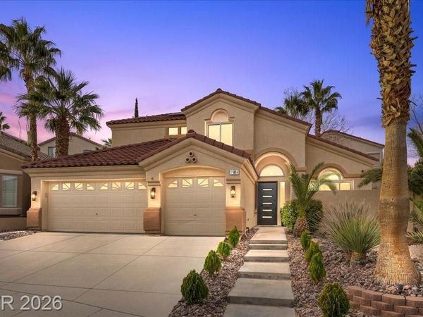 11004 Cliff Swallow Avenue, Las Vegas, NV 89144