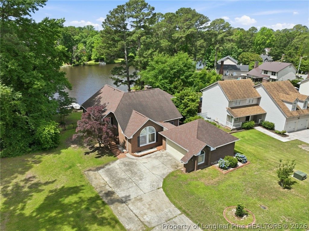 621 Georgetown Circle, Fayetteville, NC 28314 Main Photo